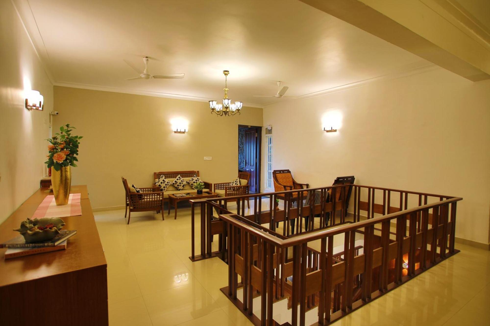 Chithirapuram Palace 무나르 외부 사진
